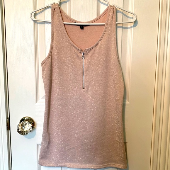 ✨Sparkling Top for Her✨Almost New - Picture 1 of 4